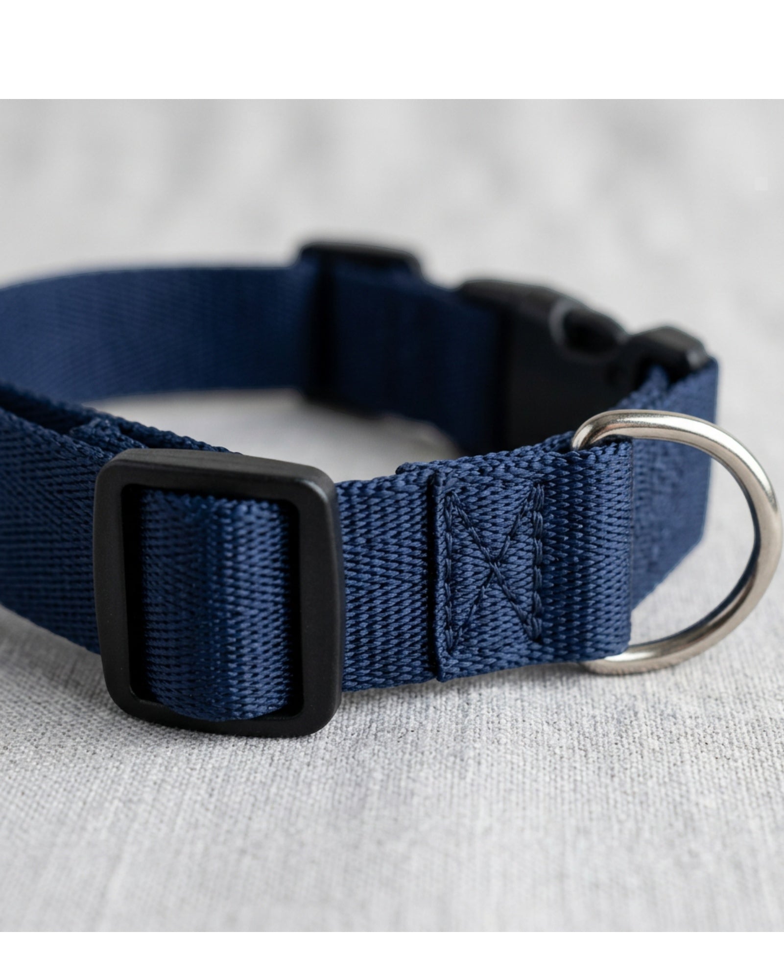 Wvxo Webbing Pet Collar Medium 2 cm Navy 30-45 cm Neck - Detail view